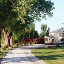 Henry's Sportsman's Cottages Inc | 218 Poor Farm Rd, Alburg, VT 05440, USA