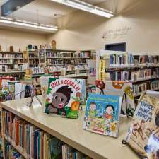 Rolling Hills Public Library | 322 4 Ave, Rolling Hills, AB T0J 2S0, Canada