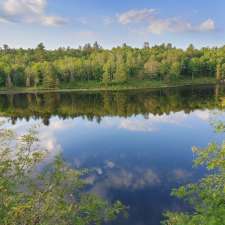 Cranberry Lake Cottage | 1601 Cranberry Lake Rd, Arden, ON K0H 1B0, Canada