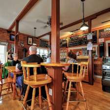 Philip's Cafe | 170 Jerseyside Hill, Jerseyside, NL A0B 2G0, Canada
