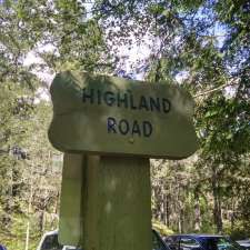 Thetis Lake Regional Park - Highland Road Parking Lot | Highland Rd, View Royal, BC V9B 5Z6, Canada