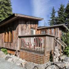 Creekside Cottages | 17310 Parkinson Rd, Port Renfrew, BC V0S 1K0, Canada