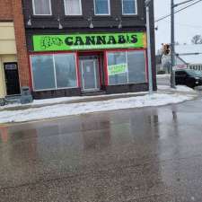 Bigfoots Cannabis Inc | 2 Queen St W, Elmvale, ON L0L 1P0, Canada