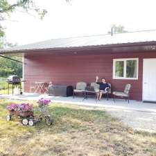 Celina’s Bed and Breakfast/Inn | 137 n Road, Sainte Rose du Lac, MB R0L 1S0, Canada