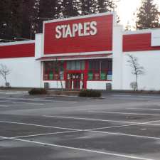 Staples | 3299 Cliffe Ave #2, Courtenay, BC V9N 8H9, Canada