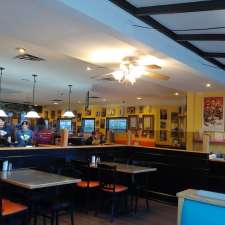 Floyd's Diner | 6719 W Saanich Rd, Brentwood Bay, BC V8M 1J5, Canada