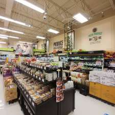 Galleria Supermarket | 2501 Hampshire Gate unit 6, Oakville, ON L6H 6C8, Canada