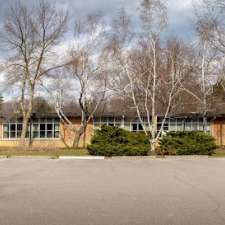 Whiteoaks Public School | 1690 Mazo Crescent, Mississauga, ON L5J 1Y8, Canada