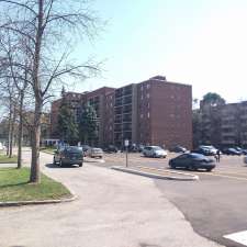 275 North Service Road Apartments | 275 N Service Rd, Mississauga, ON L5A 1A7, Canada
