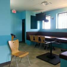 Mona's Cafe and Restaurant | 1325 Humber Pl, Ottawa, ON K1B 5K9, Canada