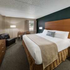 Heritage Inn Hotel & Convention Centre | 1590 Main St N, Moose Jaw, SK S6J 1L3, Canada