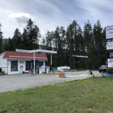 2 Pump Pauls Gas & Snacks & Campground | 8741 BC-3 #95, Yahk, BC V0B 2P0, Canada