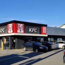 KFC | 971 Cole Harbour Rd, Dartmouth, NS B2V 1E8, Canada