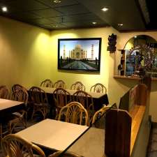Bombay Bhel Restaurant | 2525 Hampshire Gate, Oakville, ON L6H 6C8, Canada