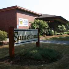 Sunnyland Elementary School | 2800 James St, Bellingham, WA 98225, USA