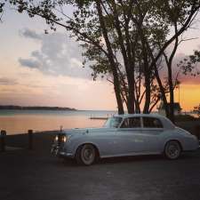 Rolls Royce Classic Limos | 1579 Applewood Rd, Mississauga, ON L5E 2M2, Canada