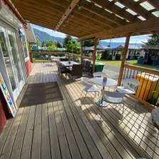 LuMi Cafe | 10063 S Shore Rd, Honeymoon Bay, BC V0R 1Y0, Canada