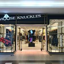 Moose Knuckles Polo Park | L136A, 1485 Portage Ave, Winnipeg, MB R3G 0W4, Canada