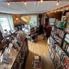 Shorebound Books | 142 Water St, Shelburne, NS B0T 1W0, Canada