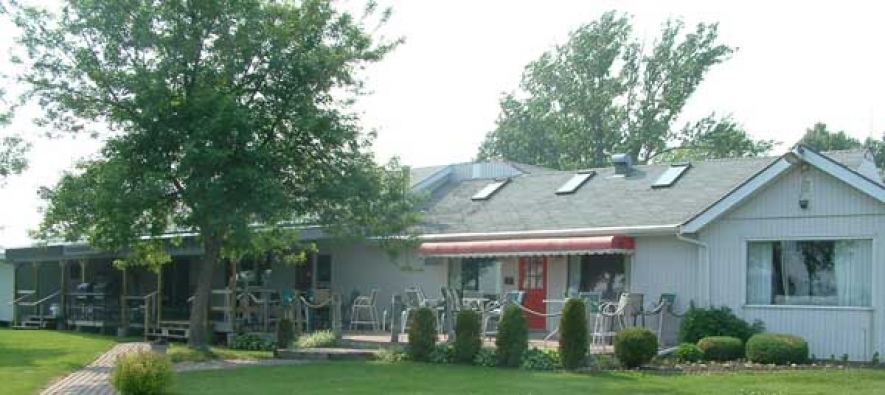 Bay of Quinte Yacht Club | point of interest | 86 S Front St, Belleville, ON K8N 5V7, Canada | 6139665931 OR +1 613-966-5931